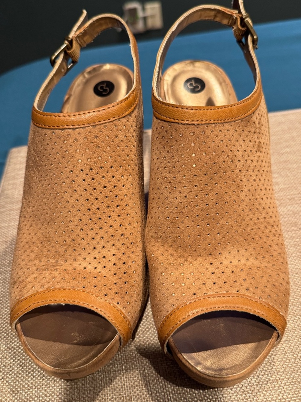 Women’s Tan Peep-Toe Slingback Heels